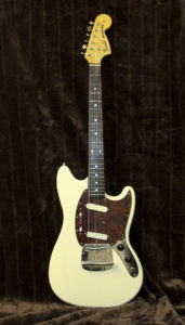 Fender Mustang - E-Gitarrenguru.de